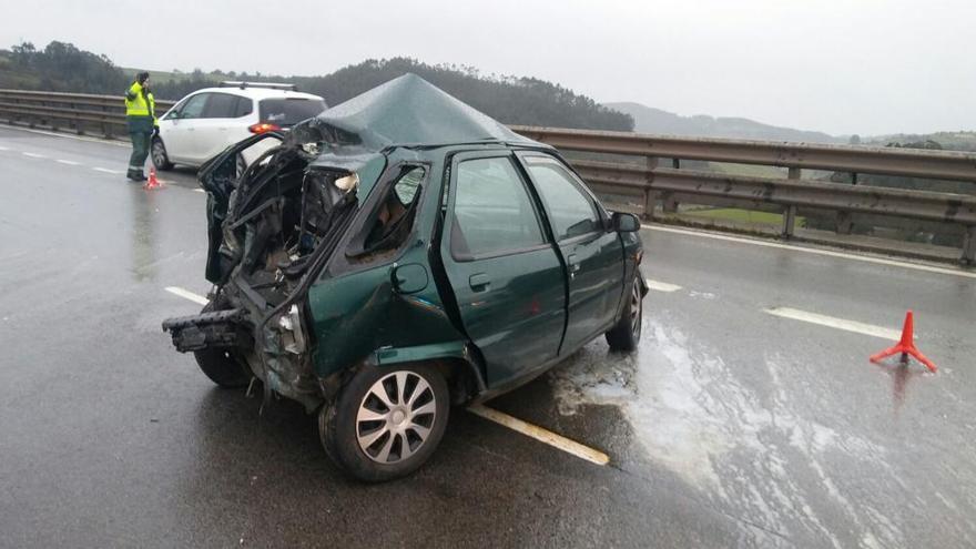 Un accidente en la Y causa retenciones kilométricas