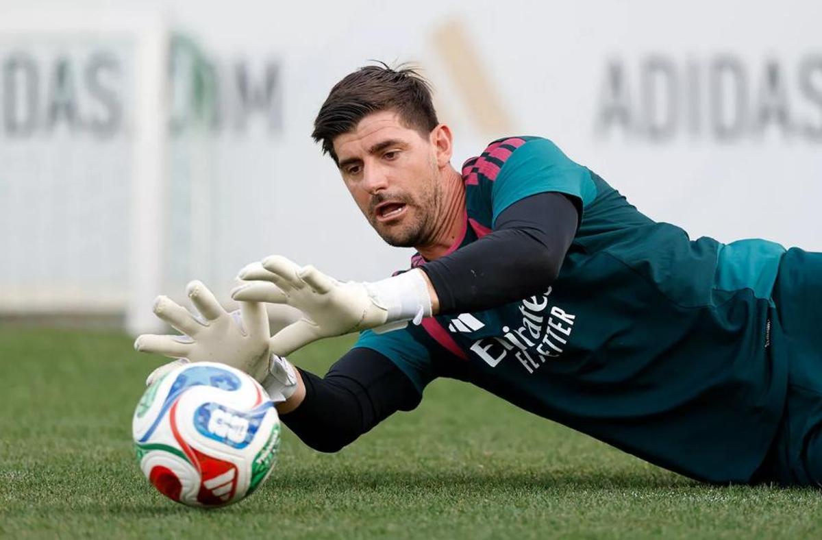 Thibaut Courtois se ejercitó este domingo en Valdebebas.