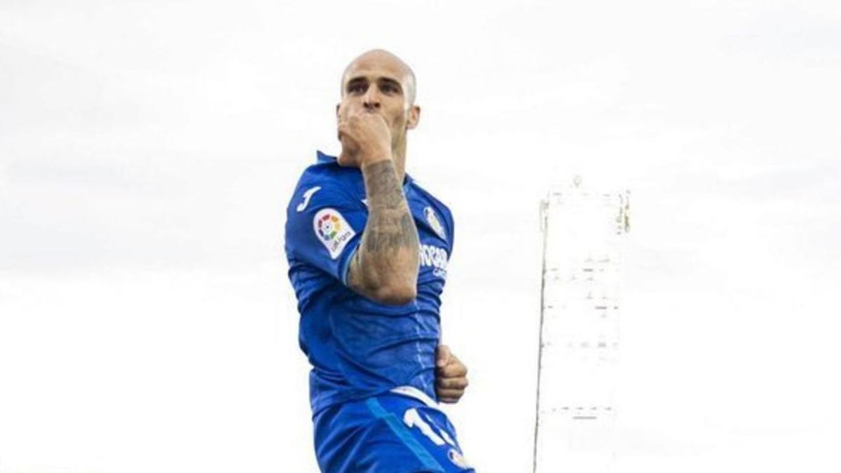 Sandro Ramírez celebra un gol durante su etapa en el Getafe, la pasada temporada. | | LALIGA