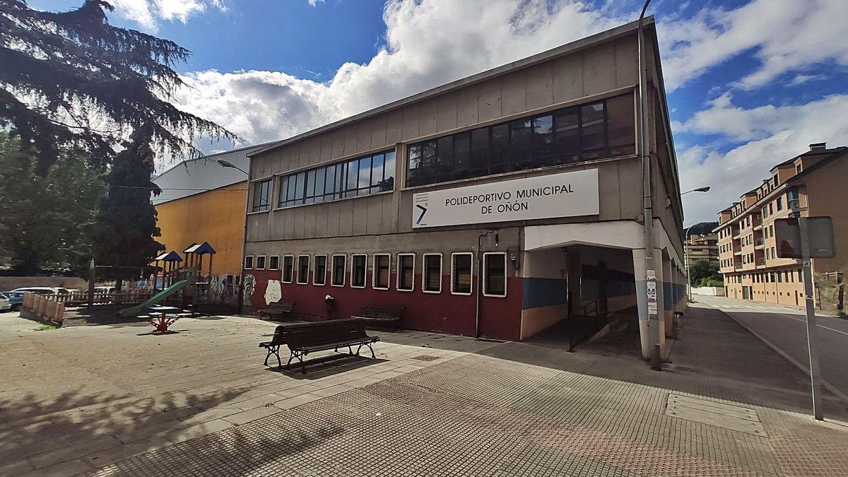 El polideportivo de Oñón, cuya remodelación se plantea.