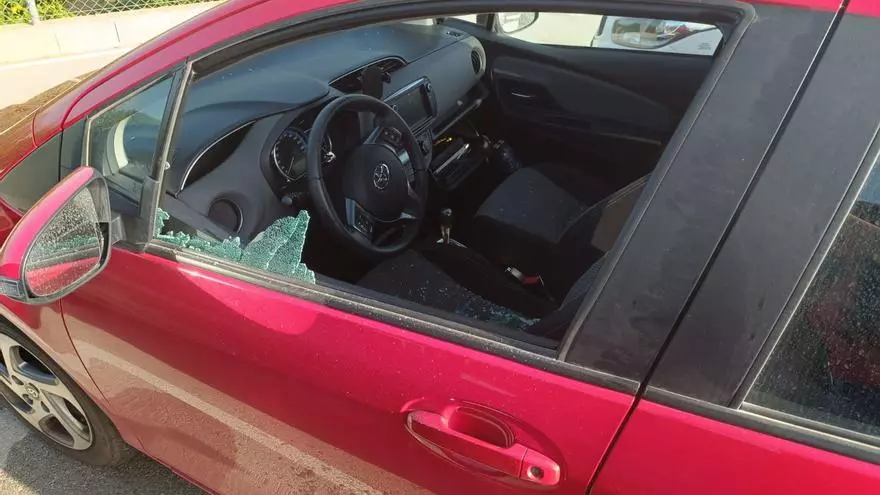 Cuatro detenidos por la oleada de robos en coches del parking del Hospital Marina Baixa