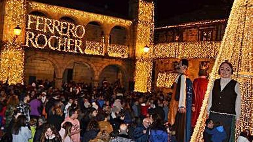 Alumbrado navideño en Puebla.