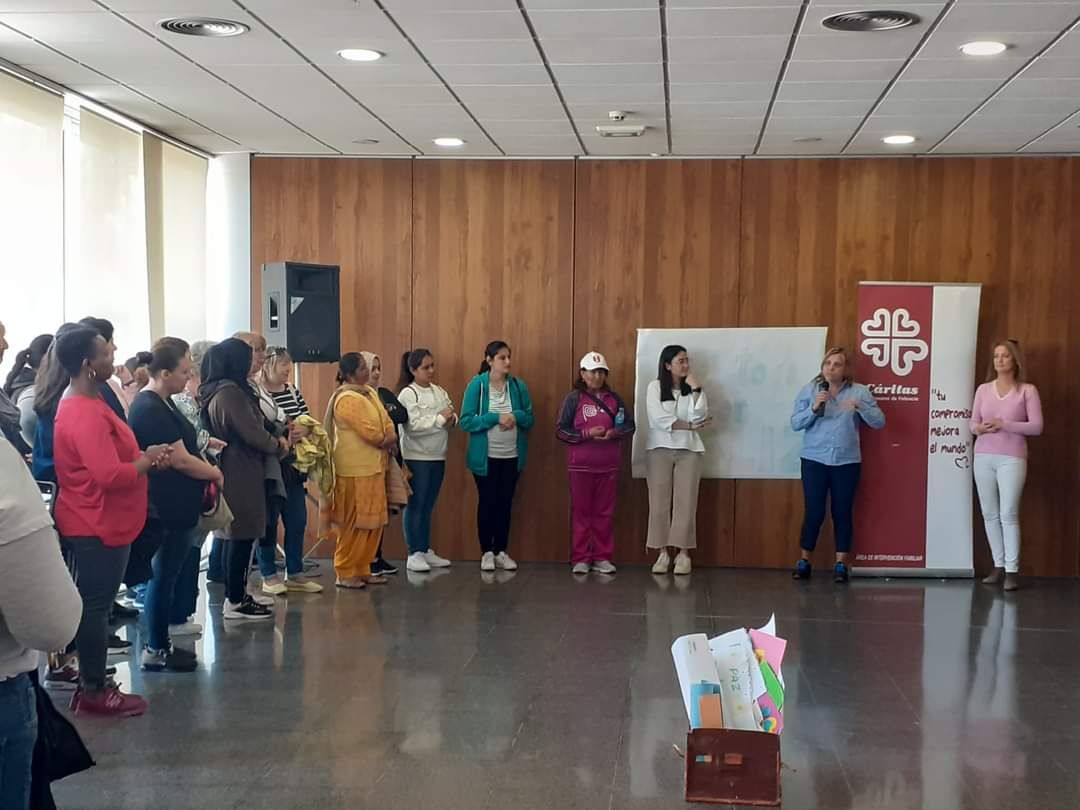 Almussafes acoge el encuentro de mujeres del programa IFAM de Cáritas Valencia