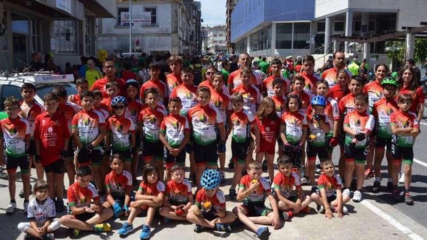 El Club Ciclista Estradense participa en la Festa da Bicicleta