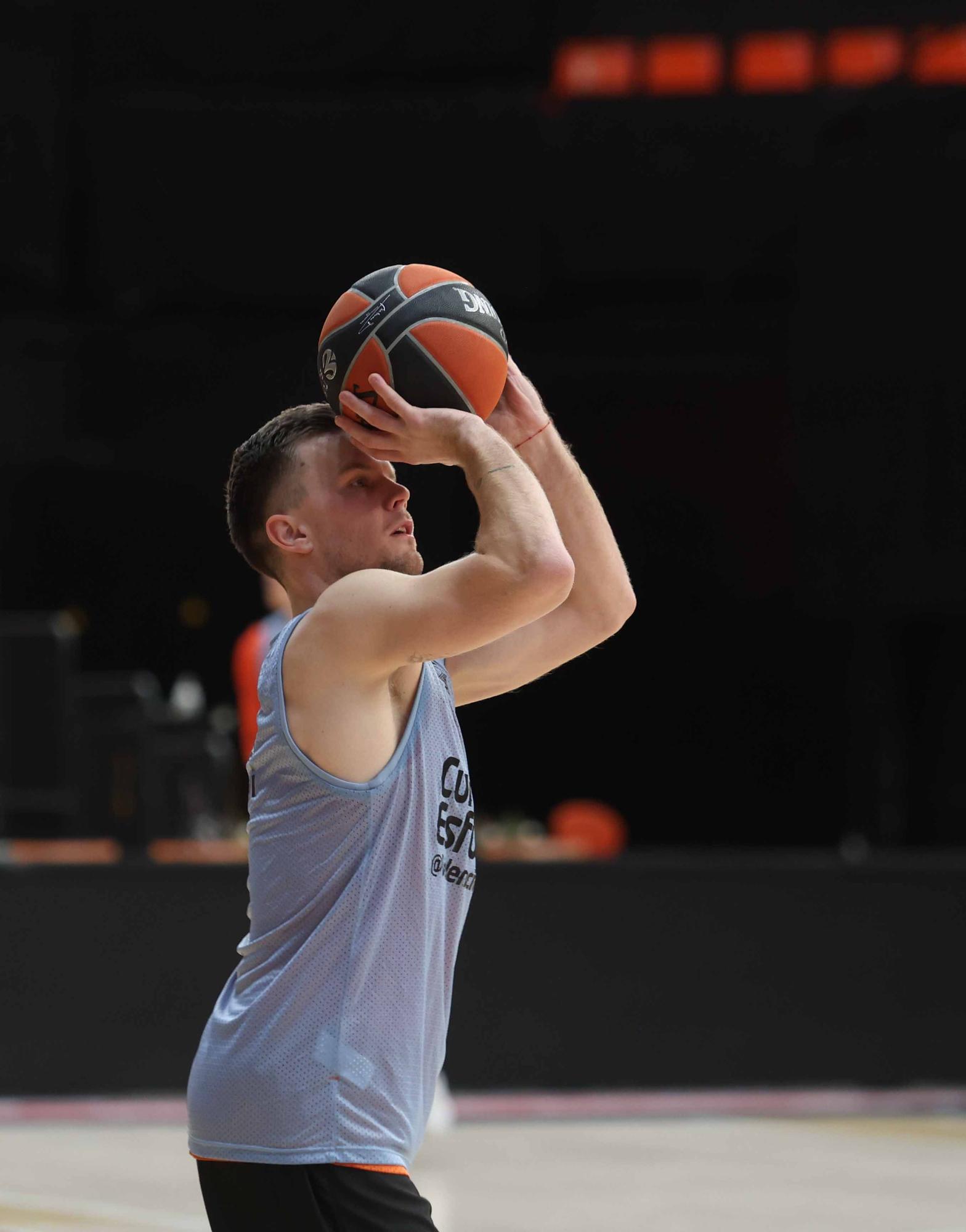 Entrenamiento previo al partido de Euroleague frente al Anadolu Efes Istanbul