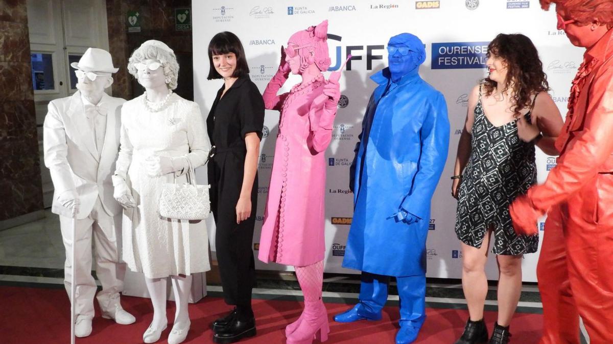 ‘Photocall’ en la gala de cortos del festival, ayer, en el Teatro Principal. |   // F. CASANOVA