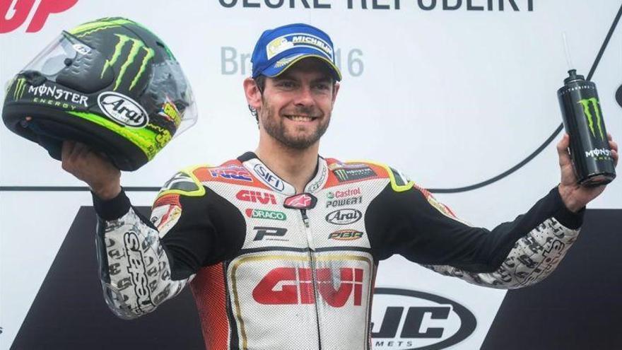 Crutchlow se corta un dedo en casa y es duda para el GP de Misano