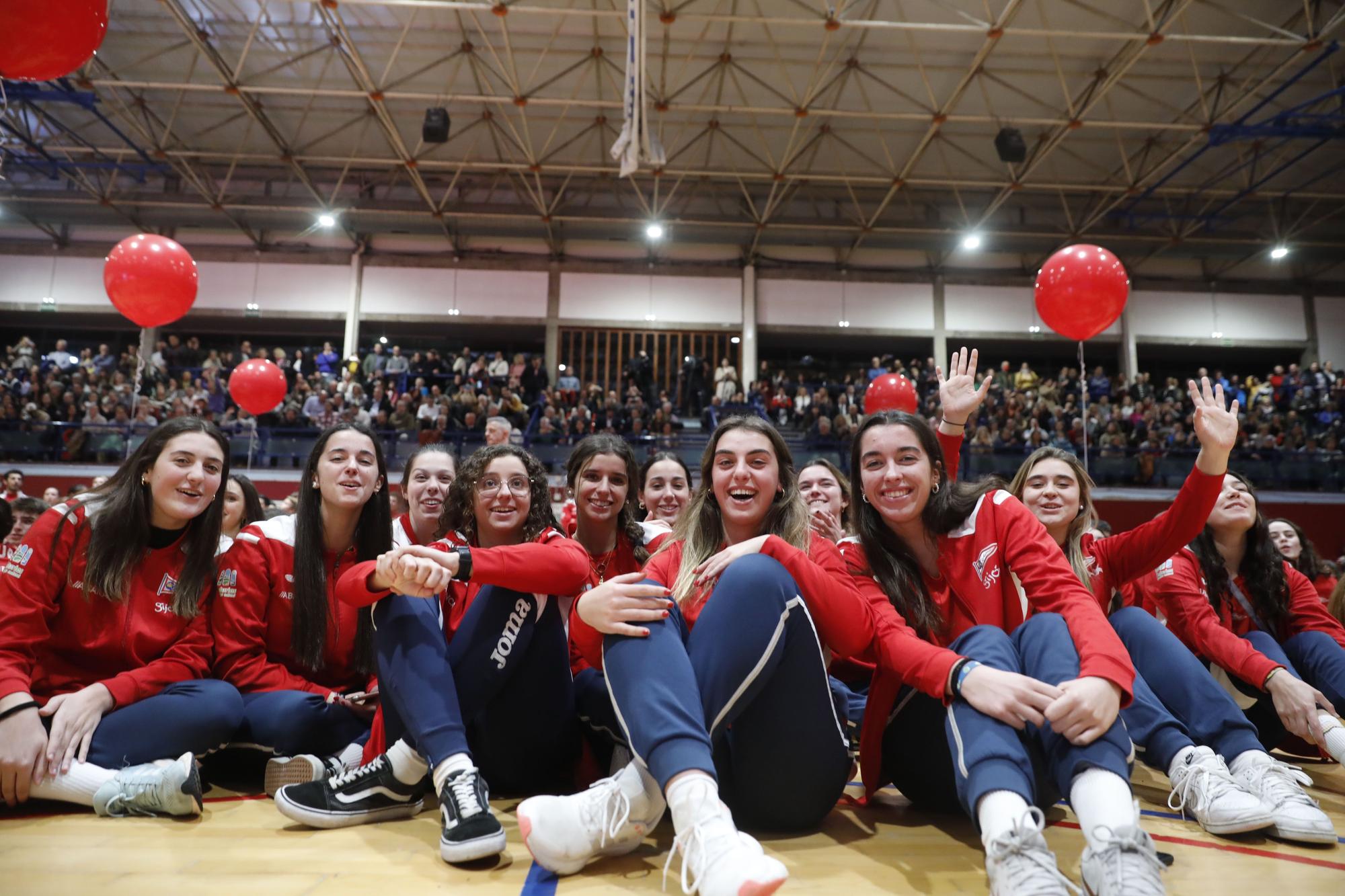 EN IMÁGENES: El Grupo Covadonga presenta sus 27 selecciones deportivas