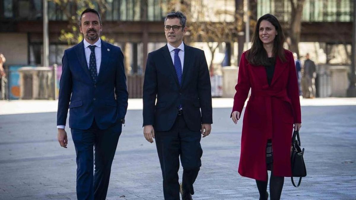 El ministro de Presidencia y Justicia, Félix Bolaños, antes de asistir a la toma de posesión del Fiscal General del Estado, Álvaro García Ortiz, en la sede del Tribunal Supremo.