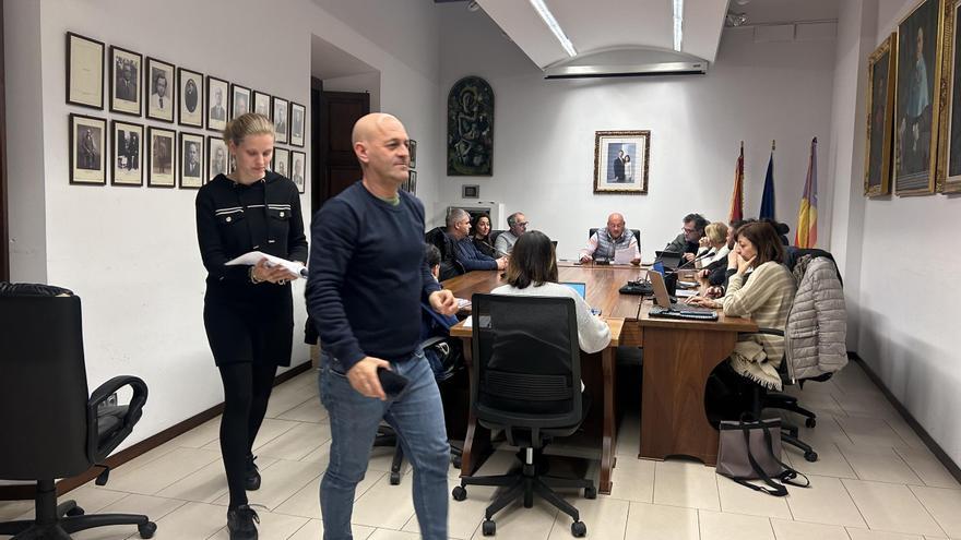 El PP abandona el pleno de Binissalem por la &quot;poca transparencia&quot; en la compra de Can Marc