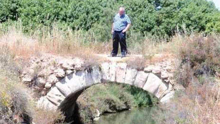 Imagen del canal del Acequión en Torrevieja.