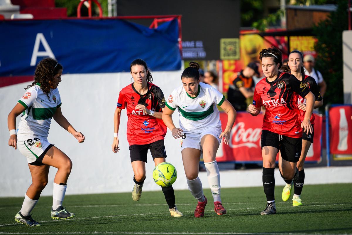 Arrancó la final con un ritmo endiablado por parte de los dos equipos.