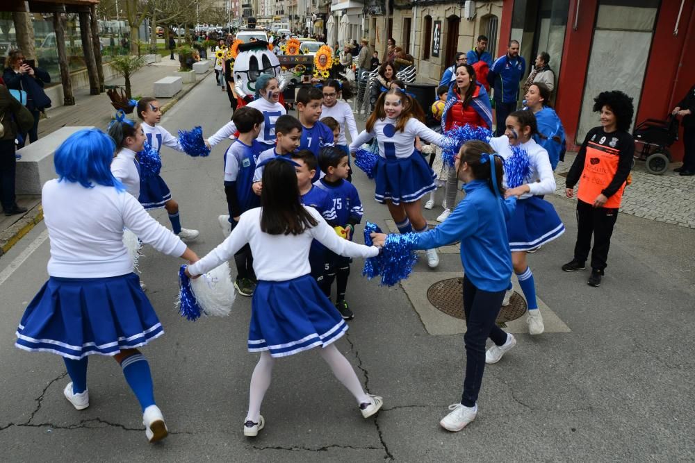 Los participantes en el Enterriño de Bueu.