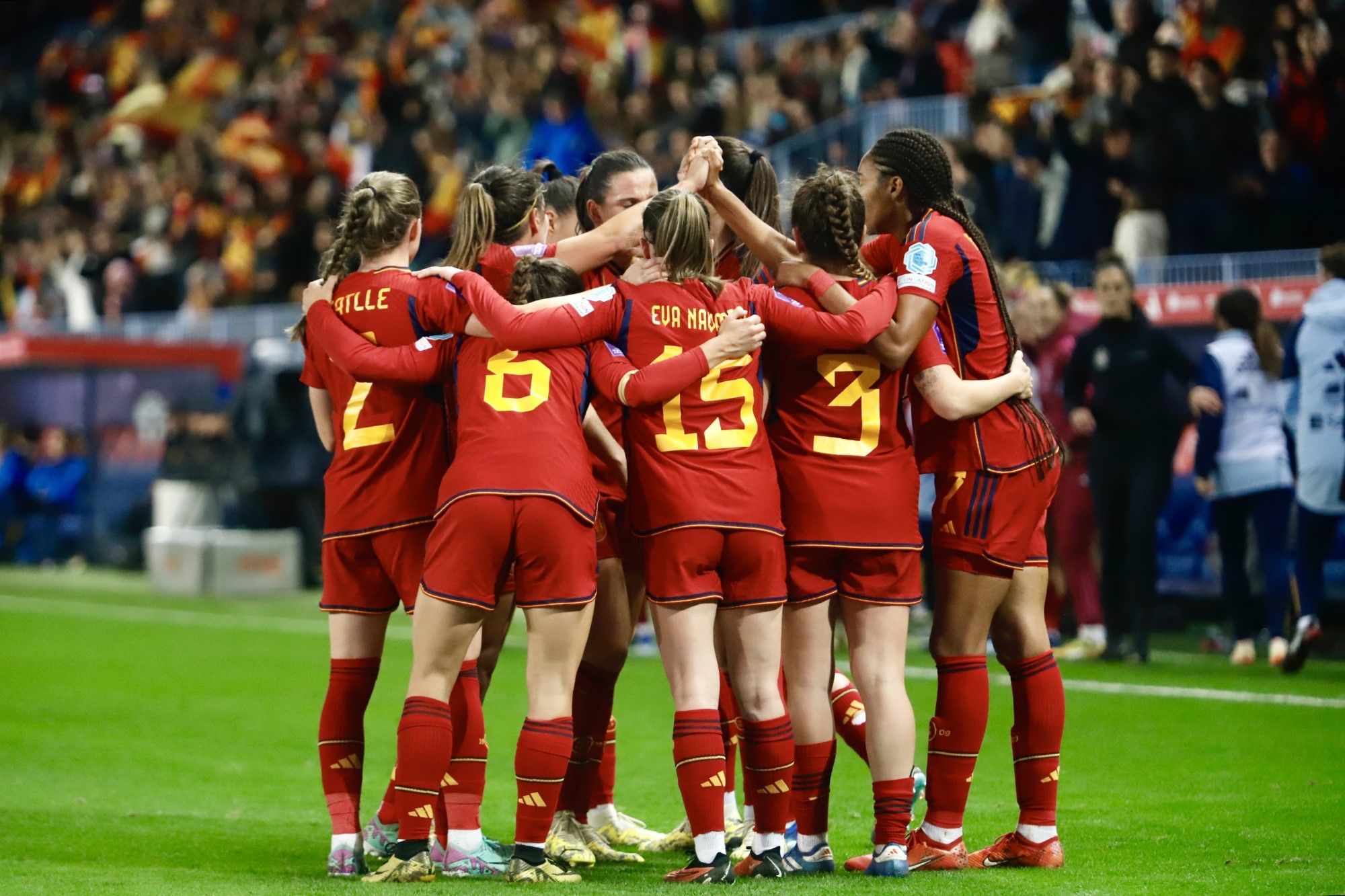 La victoria de la selección femenina de fútbol ante Suecia en La Rosaleda, en imágenes