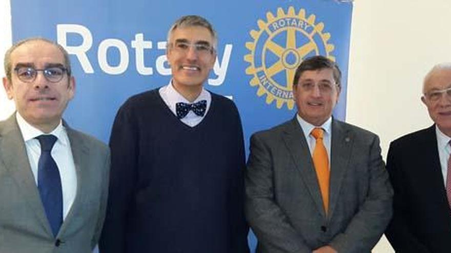 El rector de la UMH, con el Rotary