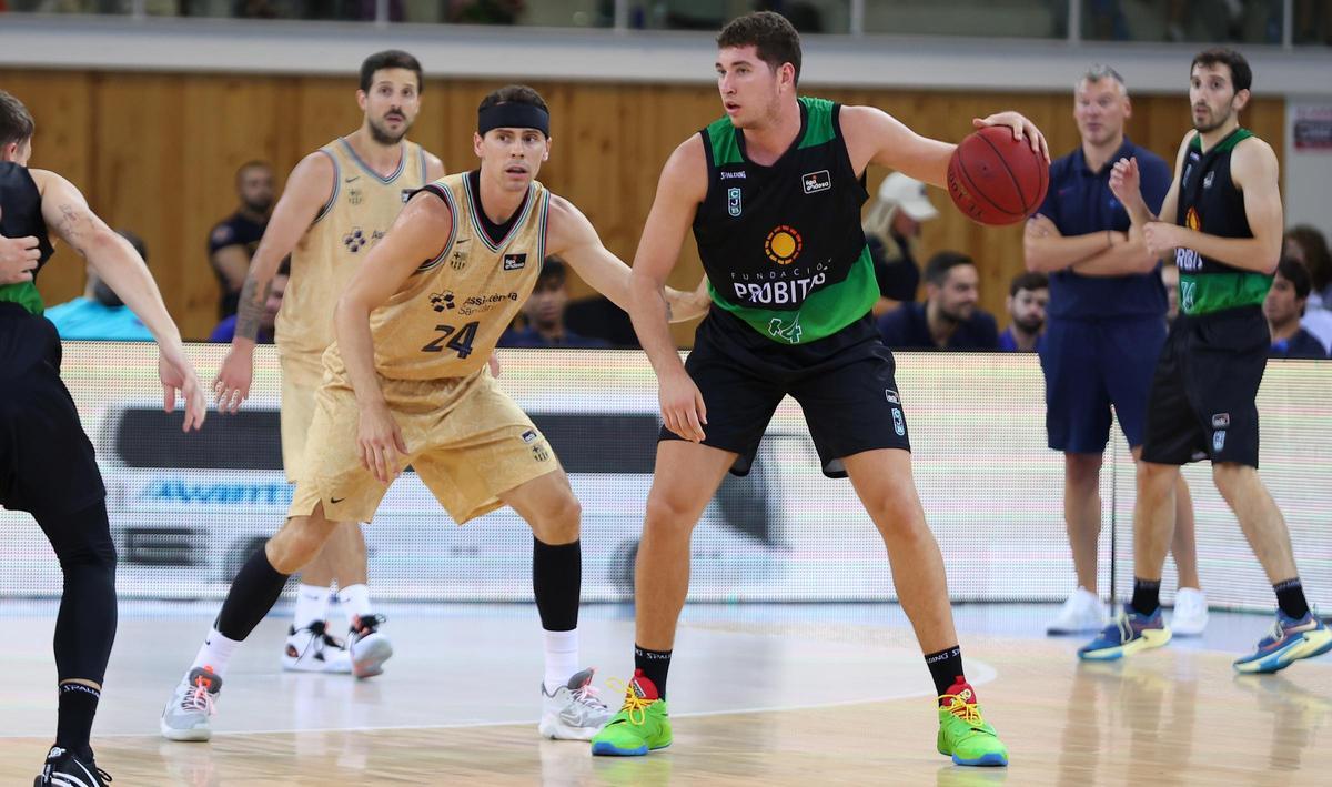 Parra respeta al Barça aunque está convencido de las opciones de la Penya en el Palau