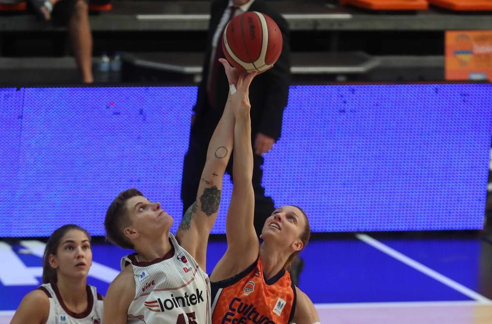 Primer partido del Valencia BC Femenino en la Liga