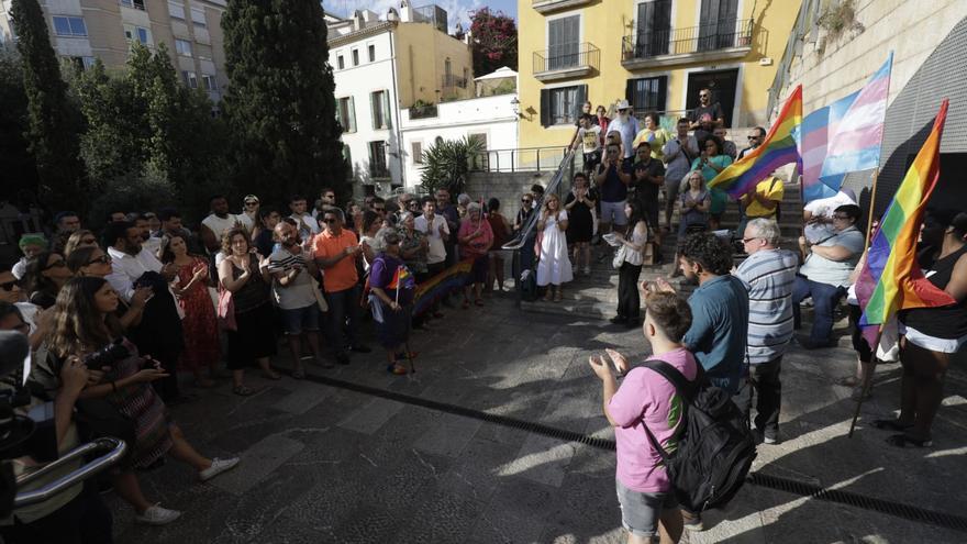El colectivo LGTBI de Mallorca clama contra la agresión homófoba de Izan: &quot;Ni un paso atrás&quot;