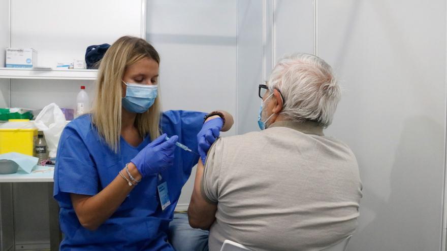 Catalunya vacunarà amb la quarta dosis als majors de 80 anys a la tardor