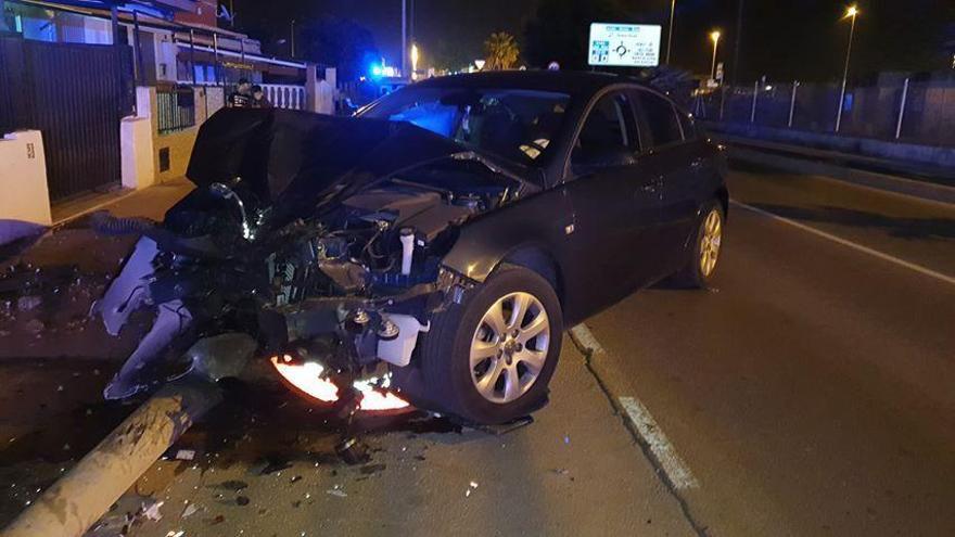 Aparatoso accidente en la avenida Hermanos Bou de Castelló