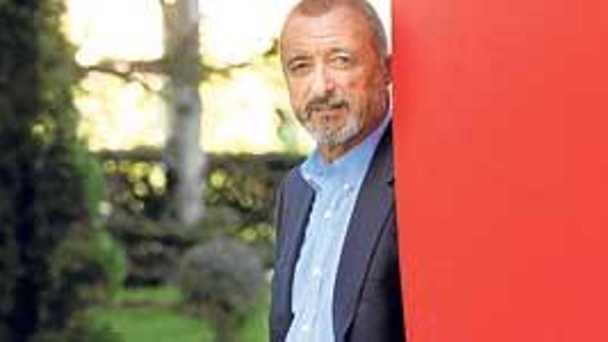 El escritor Arturo Pérez-Reverte.