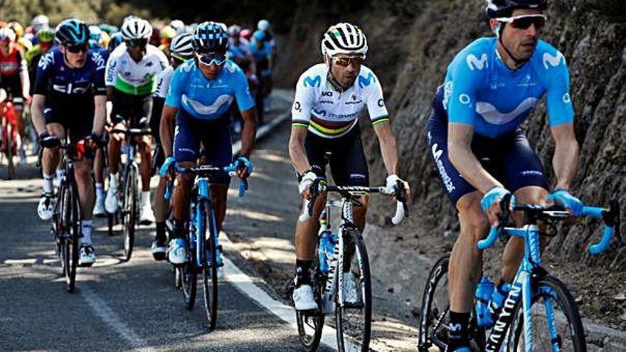 Alejandro Valverde i Nairo Quintana, en un moment de l&#039;etapa d&#039;ahir a Calella.