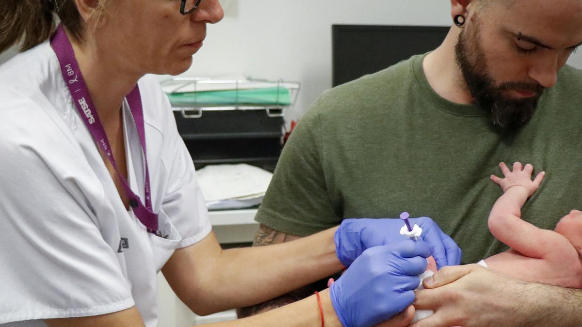 Campaña de vacuna contra la bronquiolitis el pasado octubre en la Comunitat Valenciana.