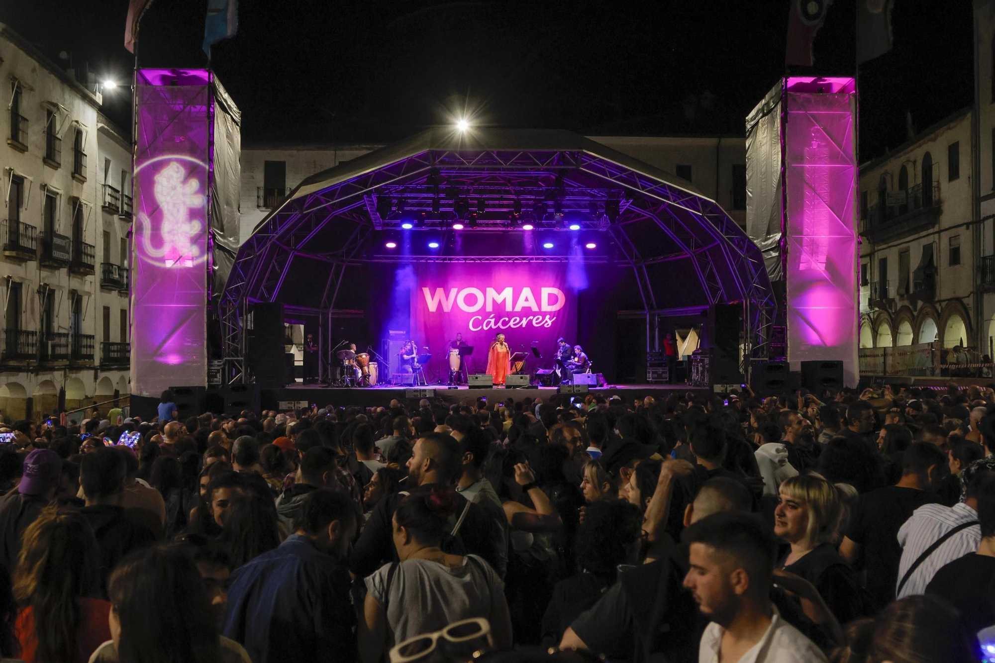 Así fue el primer día del festival Womad en Cáceres