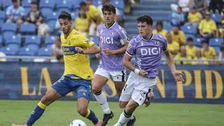Enzo Loiodice, la llave del once más difícil de Rubén de la Barrera en la UD Las Palmas