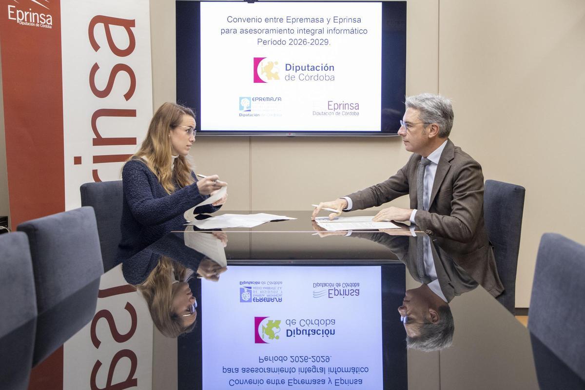 Firma del convenio entre Epremasa y Eprinsa.