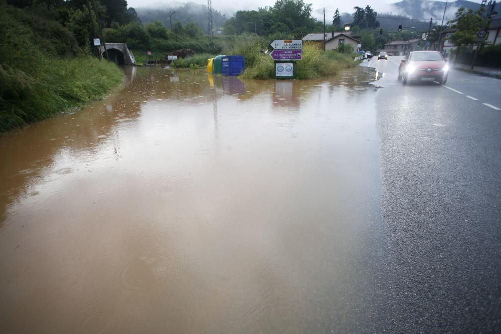 Inundaciones causadas por los chaparrones.
