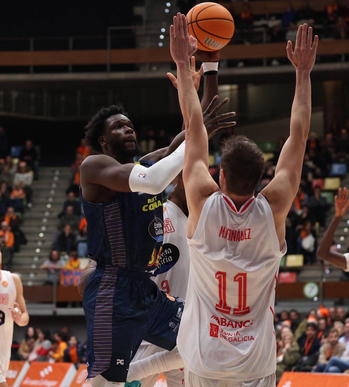 El Leyma se lleva su primer derbi contra el COB en el Coliseum (94-77)