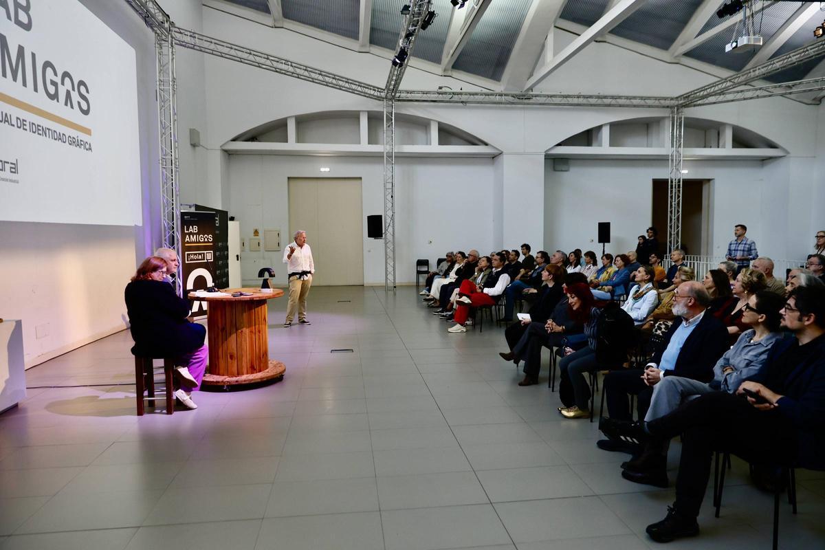 La Asociación de Amigos de LABoral Centro de Arte echa a andar en Gijón, en imágenes