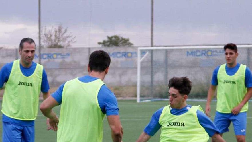 Imagen de un entrenamiento del nuevo CD Villaralbo.