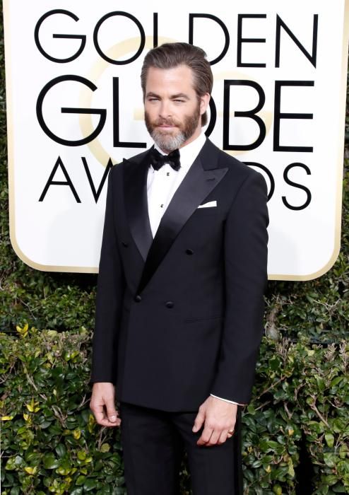 Arrivals - 74th Golden Globe Awards