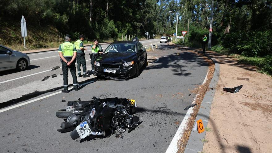 Muere una joven motorista en Vigo por una colisión con un coche en Coruxo