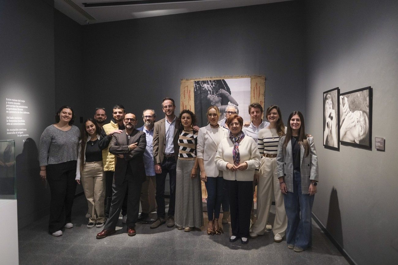 Exposición ‘Deshilar la colección. Urdimbres de lo sagrado’, de M. Nieves Cáceres