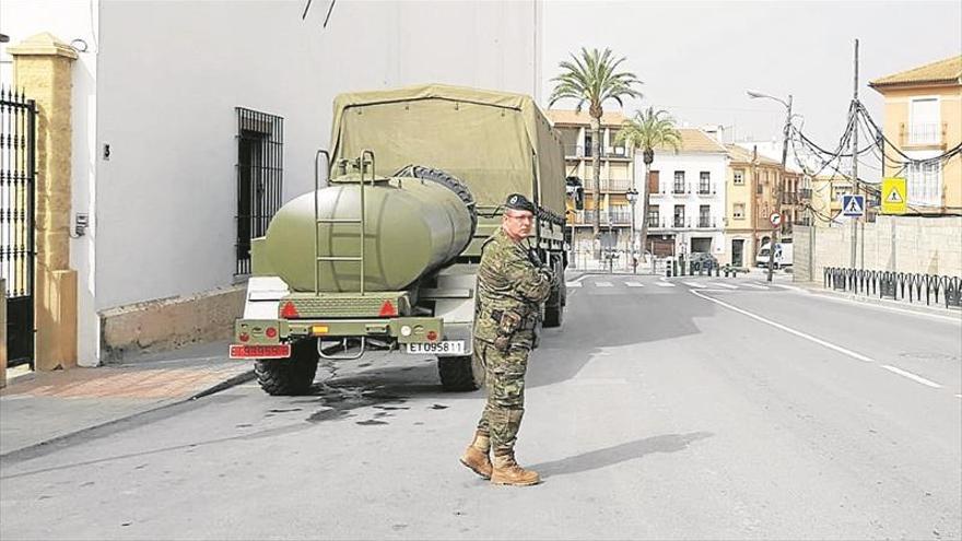 La Brigada X realiza labores de control en los accesos y en el casco urbano