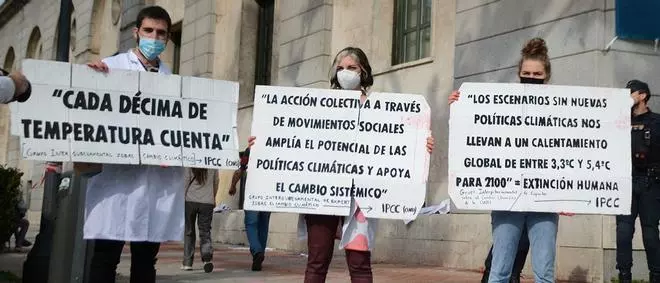De científicos a activistas: "No podemos actuar como si nada cuando el mundo se va a la mierda"