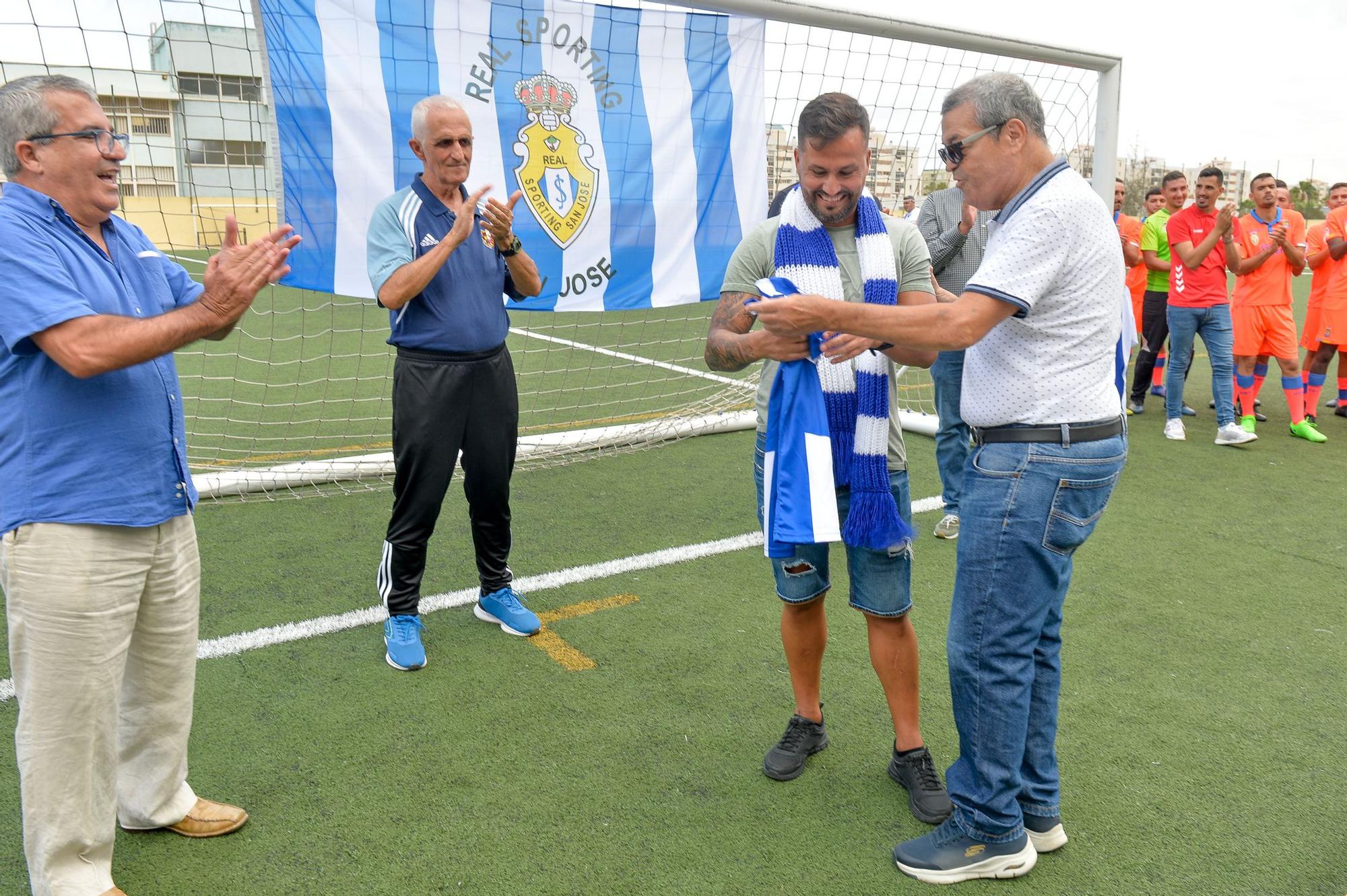 Homenaje al jugador Yeray Espino