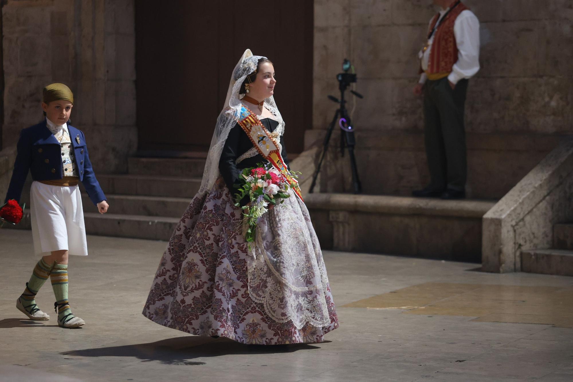 Búscate en el primer día de la Ofrenda en la calle de San Vicente entre las 19 y las 20 horas