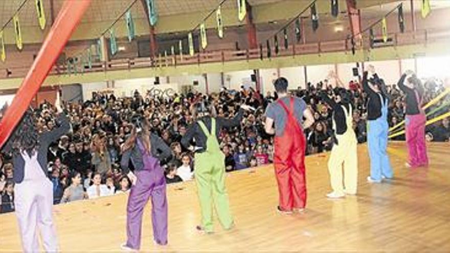 Talleres y juegos en una fiesta para los ‘peques’