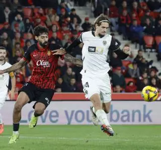 El Feyenoord se lanza a por Yarek  y el club ya negocia con los holandeses