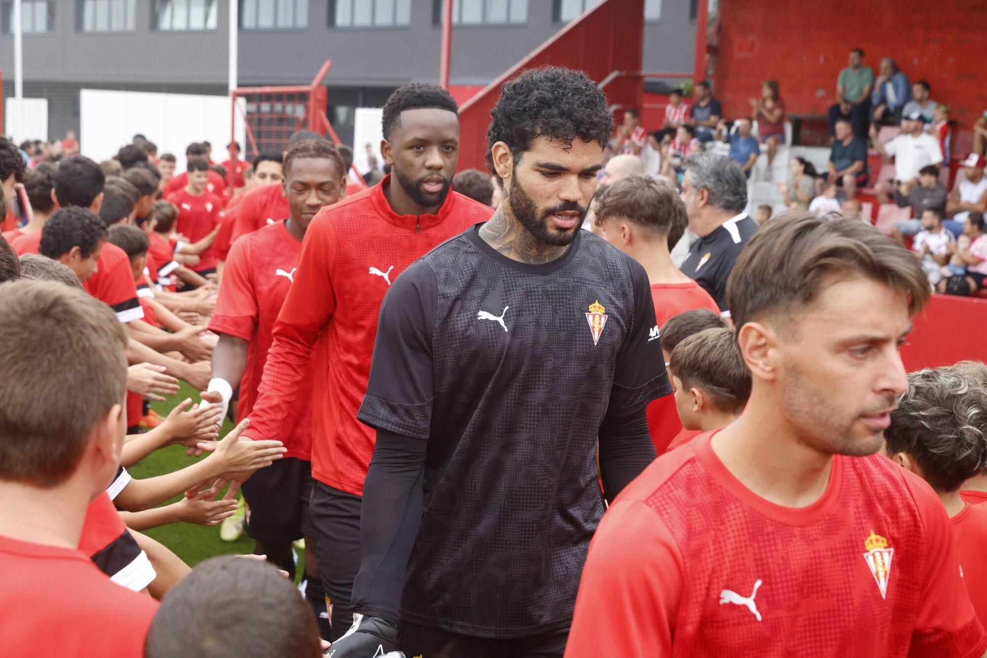 EN IMÁGENES: Primer entrenamiento de Sporting tras el regreso de las vacaciones