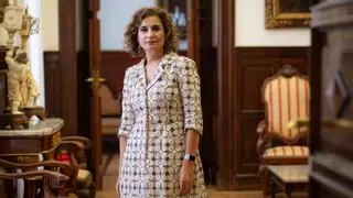 María Jesús Montero: "Había que frenar el contagio en la eliminación del impuesto de patrimonio"