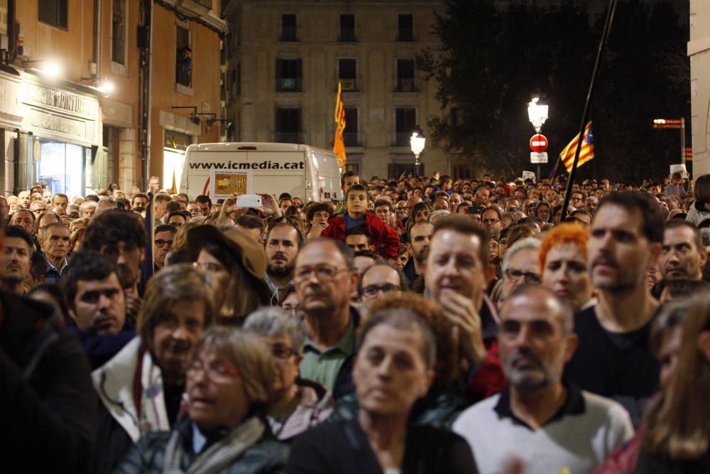 Concentració a Girona en rebuig a l'empresonament dels consellers