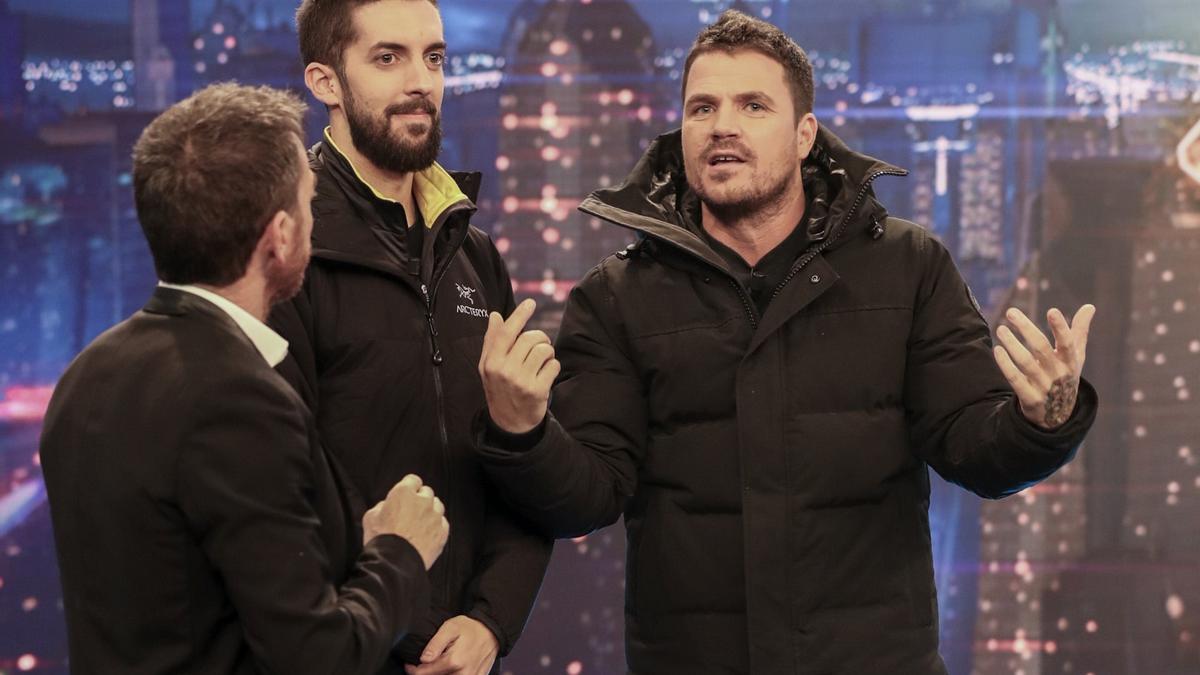 Dani Martín y David Broncano irrumpen en 'El Hormiguero'