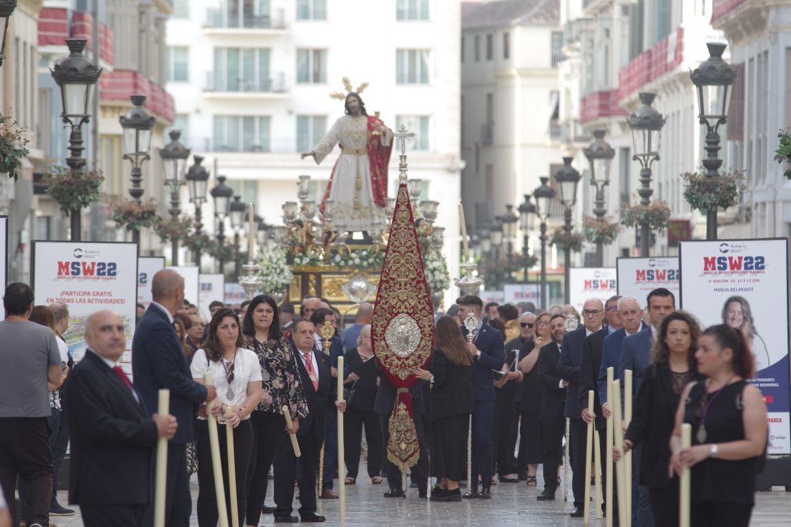 Traslados del Señor de la Cena y la Virgen del Carmen de la Colonia Santa Inés a sus altares del Corpus