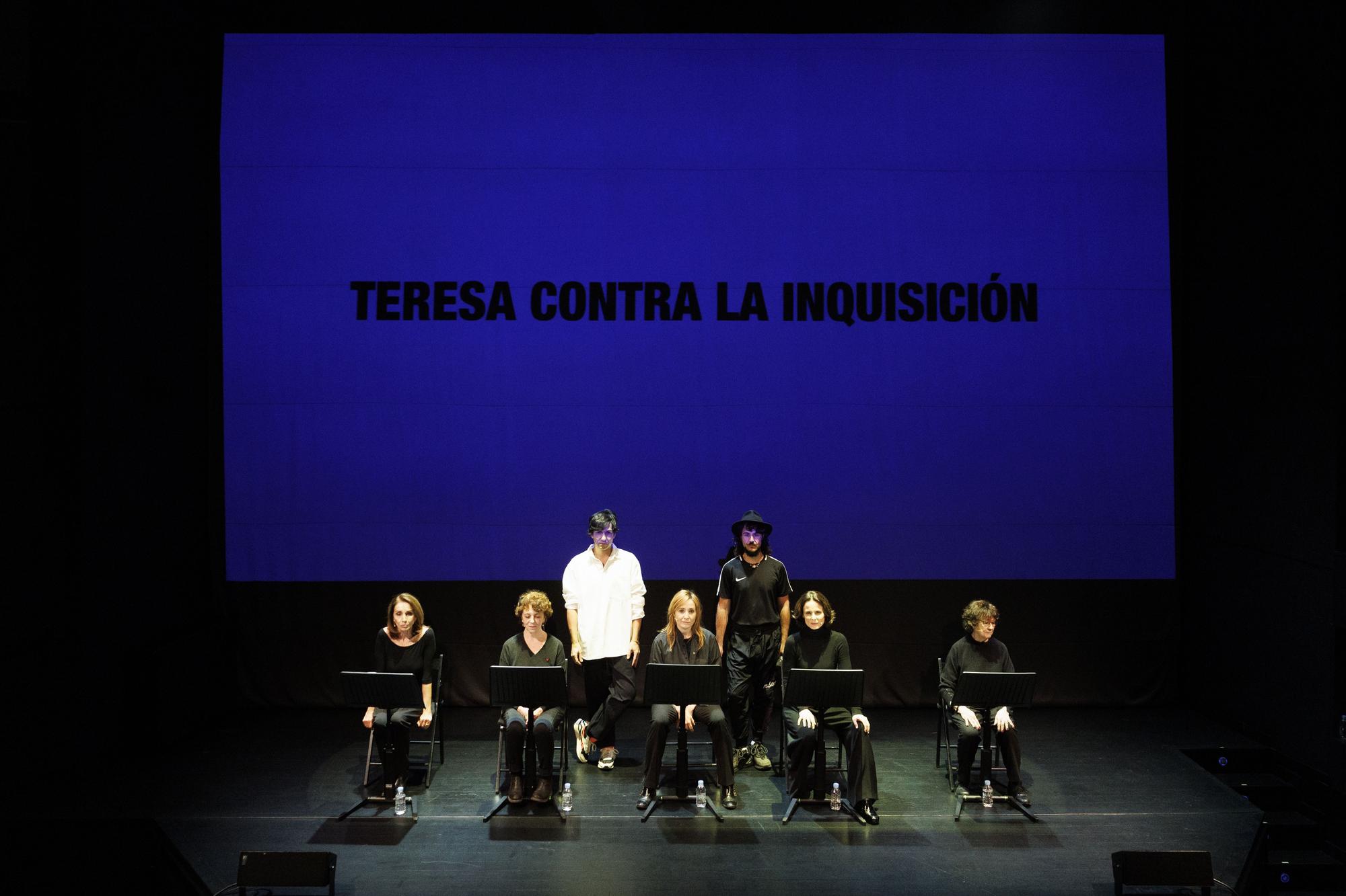 Lectura teatralizada de &quot;Muero porque no muero. La vida doble de Teresa&quot;.