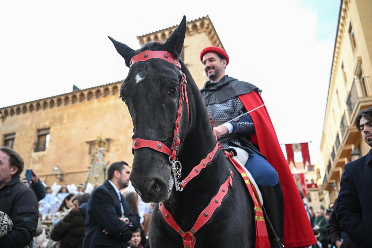 La procesión de la patrona de Elche en el 'Trono dels Angelets', en imágenes